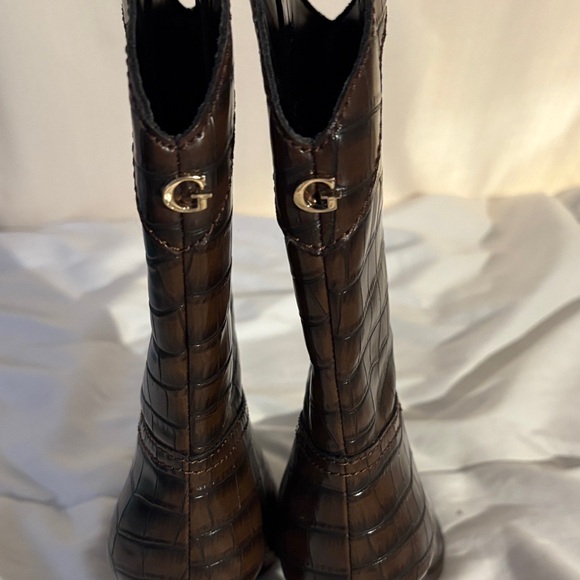 Guess Women’s Marney Western Calf Brown Crocodile Heeled Boots - Picture 5 of 5